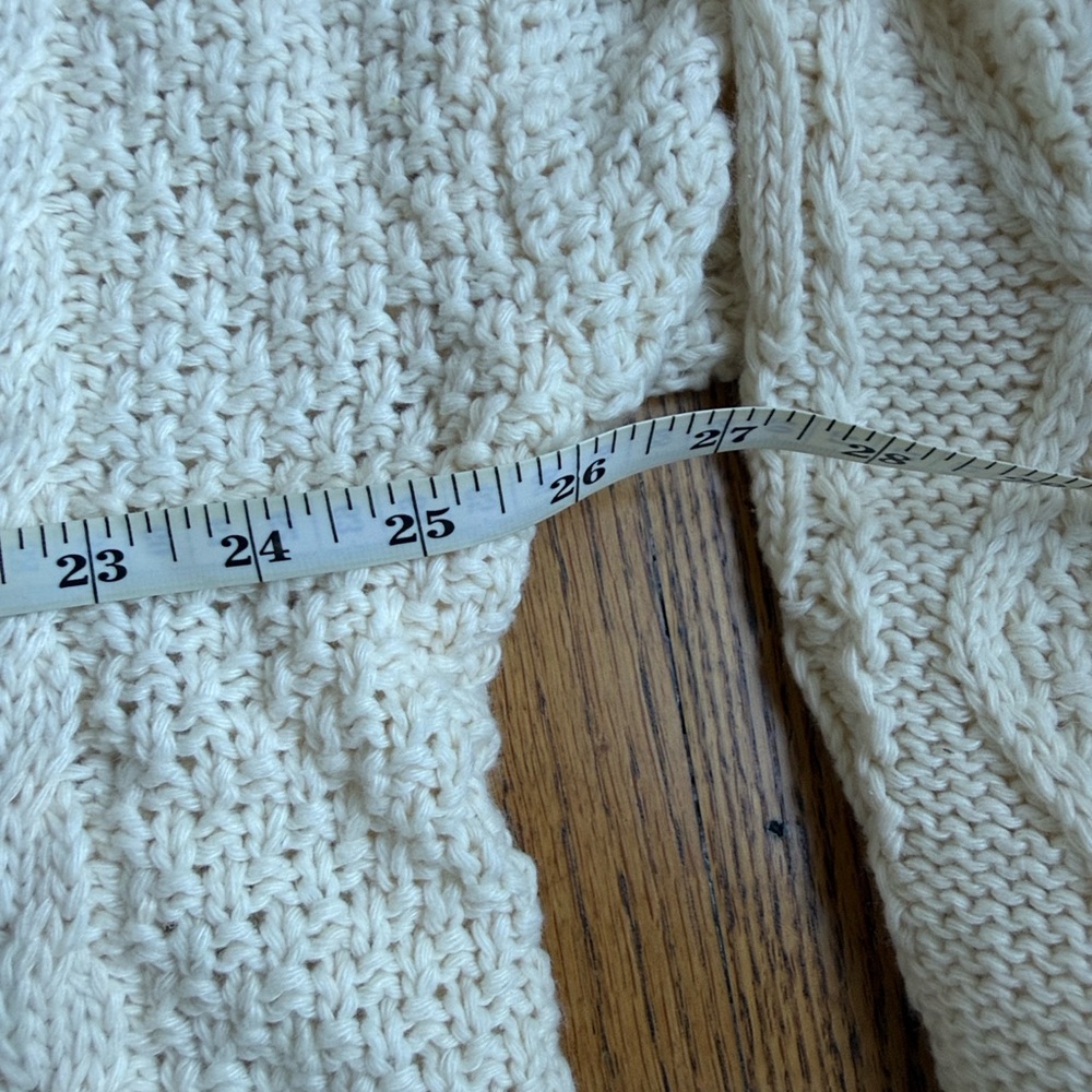 New! Medium/Large Taylor Swift Folklore Cable-Knit V-Cardigan - Picture 8 of 9